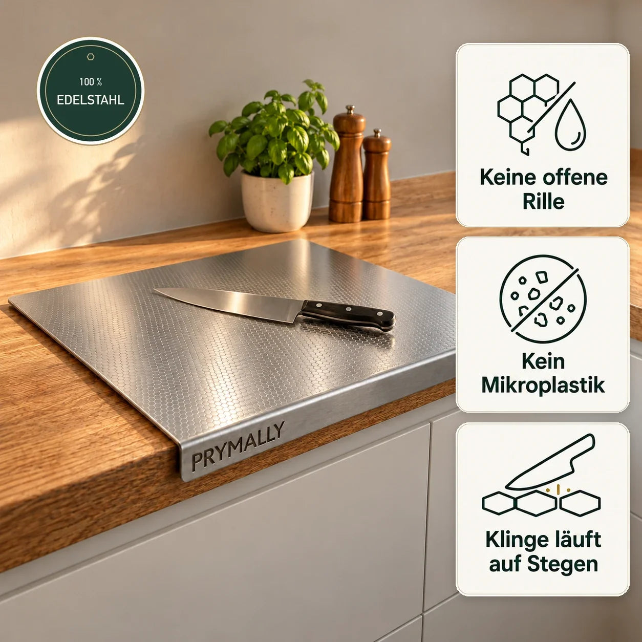 Prymally Schneidebrett aus Edelstahl auf der Arbeitsplatte